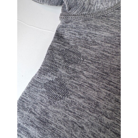 Rhone Reign Long Sleeve Performance Shirt Mens Large Gray Athletic Training Tee - Picture 11 of 14